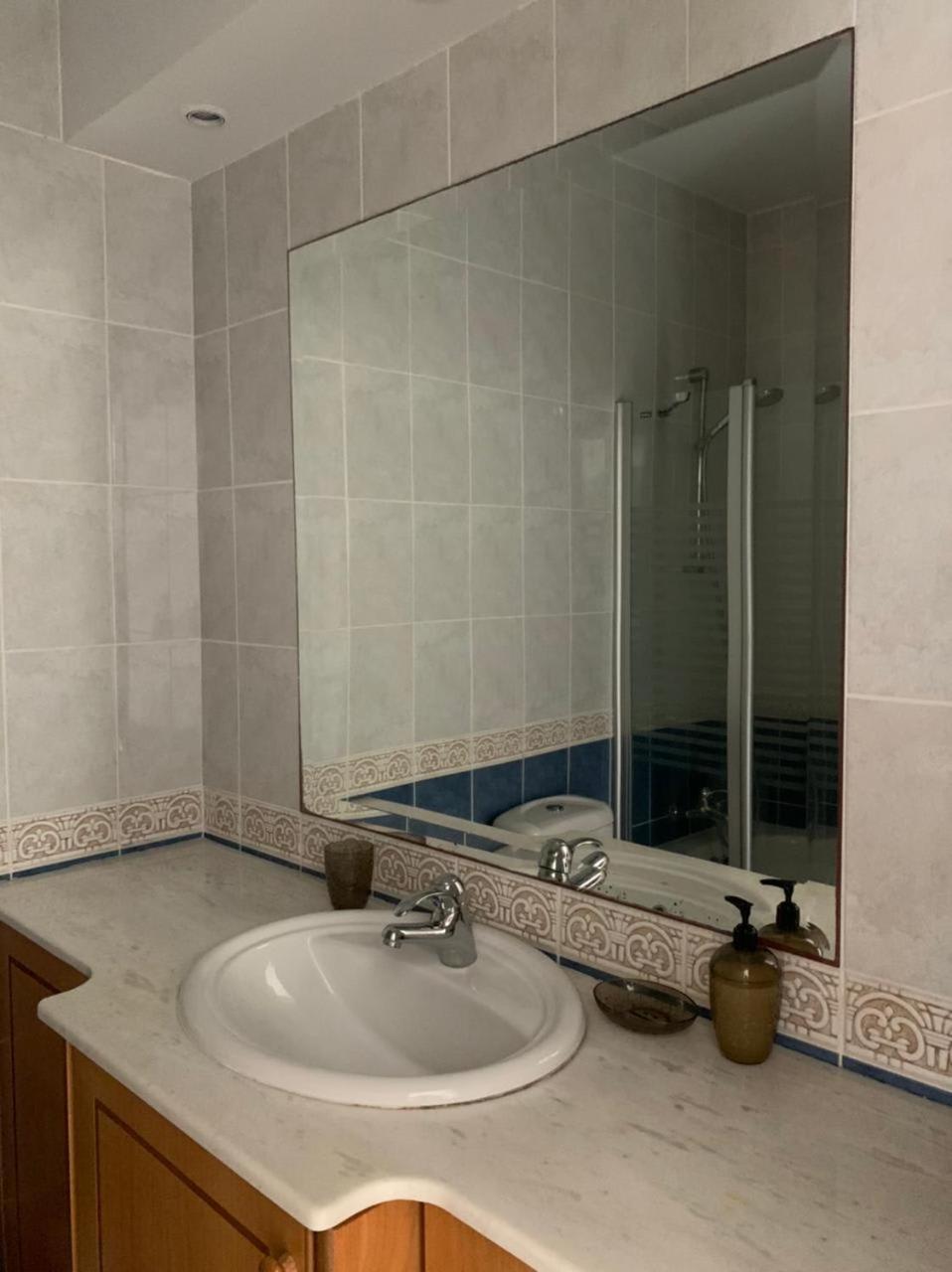 Regina Gardens - Spacious 3 Bed, 2 Bath Maisonette Paphos Exteriör bild