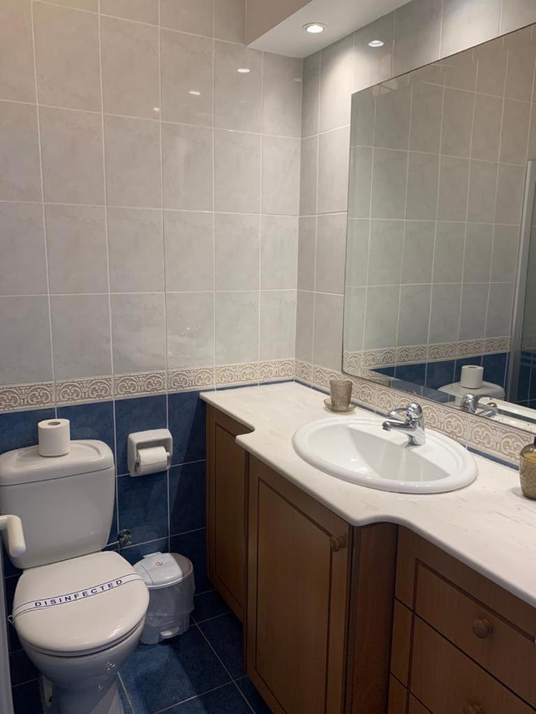 Regina Gardens - Spacious 3 Bed, 2 Bath Maisonette Paphos Exteriör bild